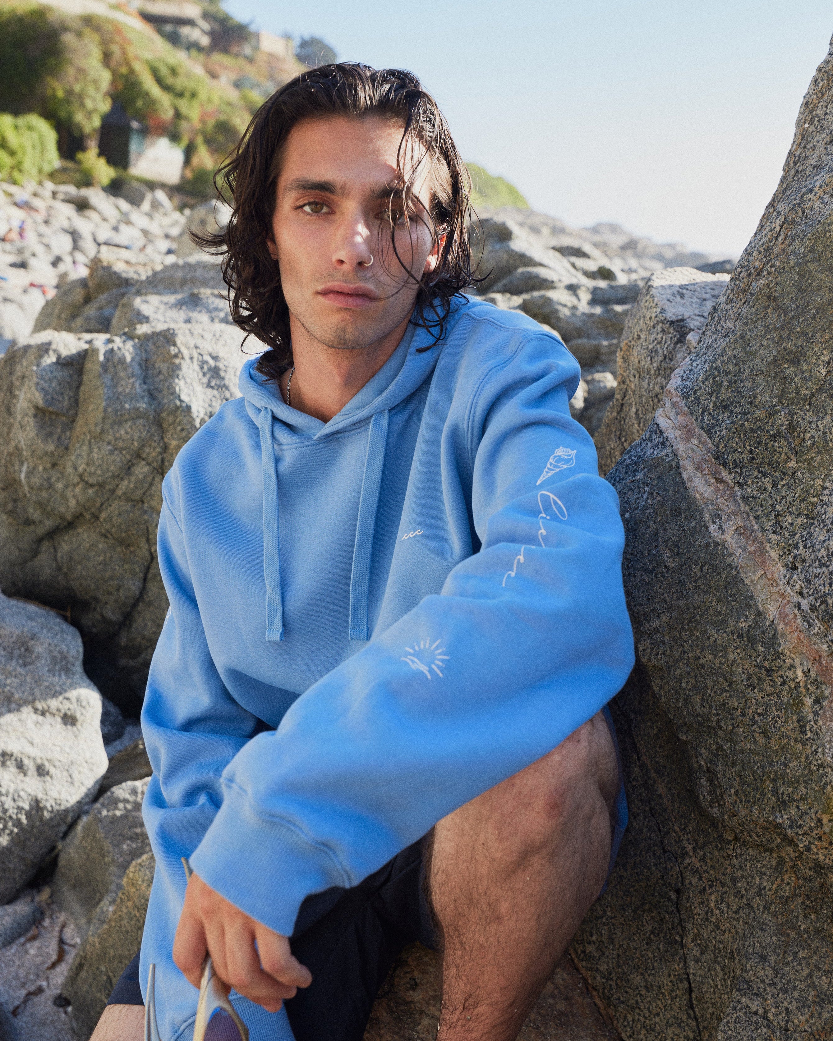 HOODIE SLEEVE BEACH SKY