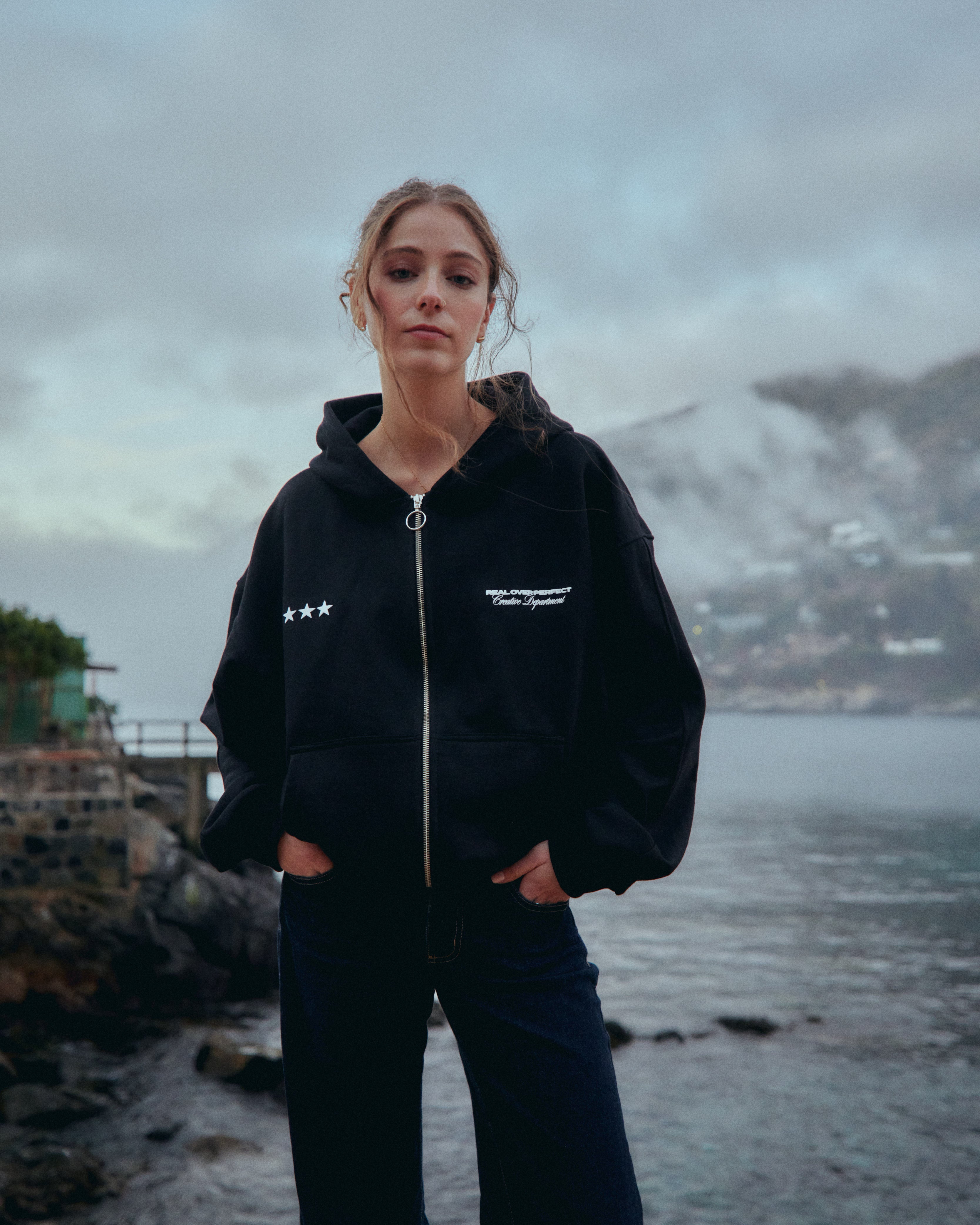 FULL ZIP REAL STUDIO NEGRO
