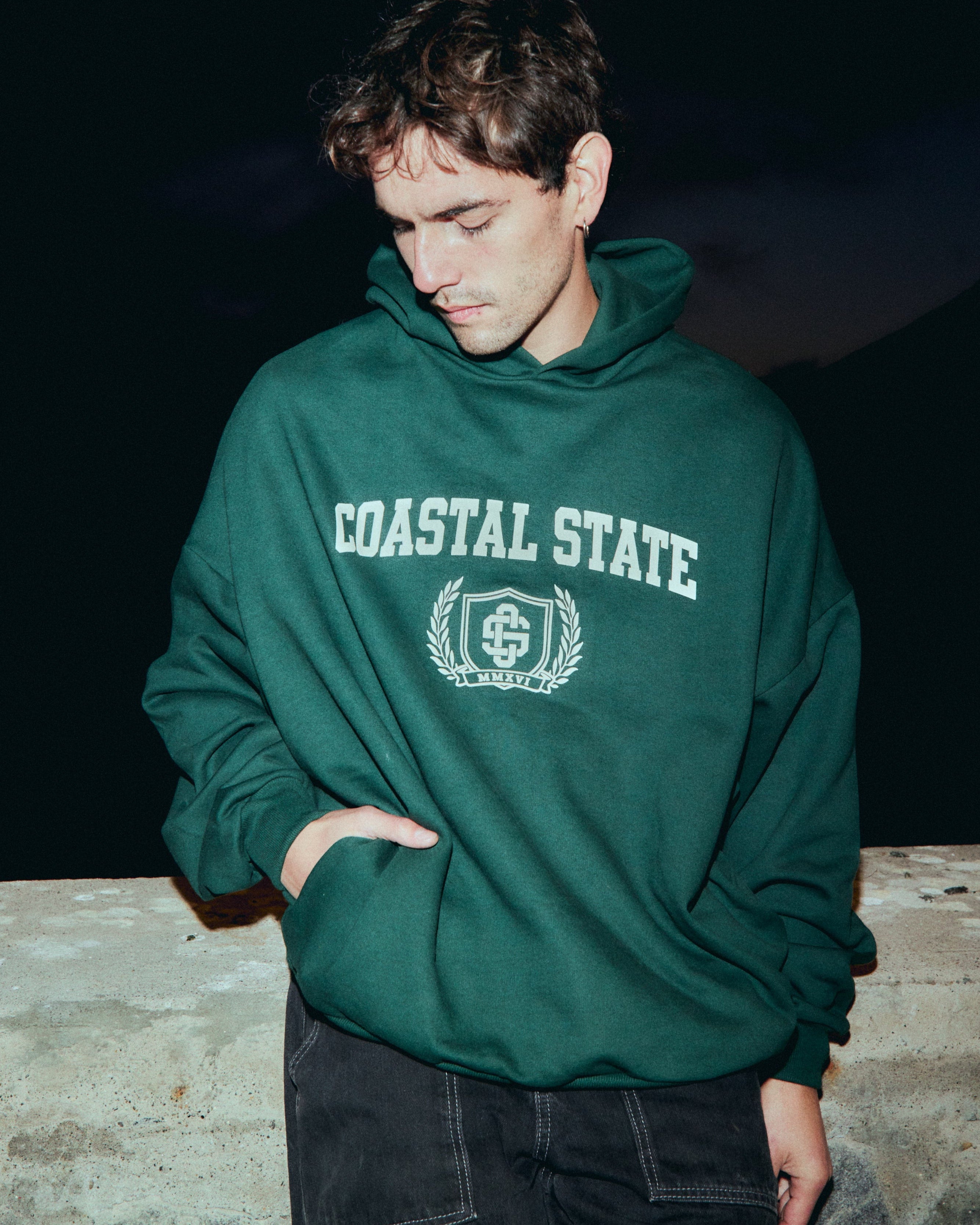 COAST STATE DARK MOSS HIDDEN POCKETS HOODIE