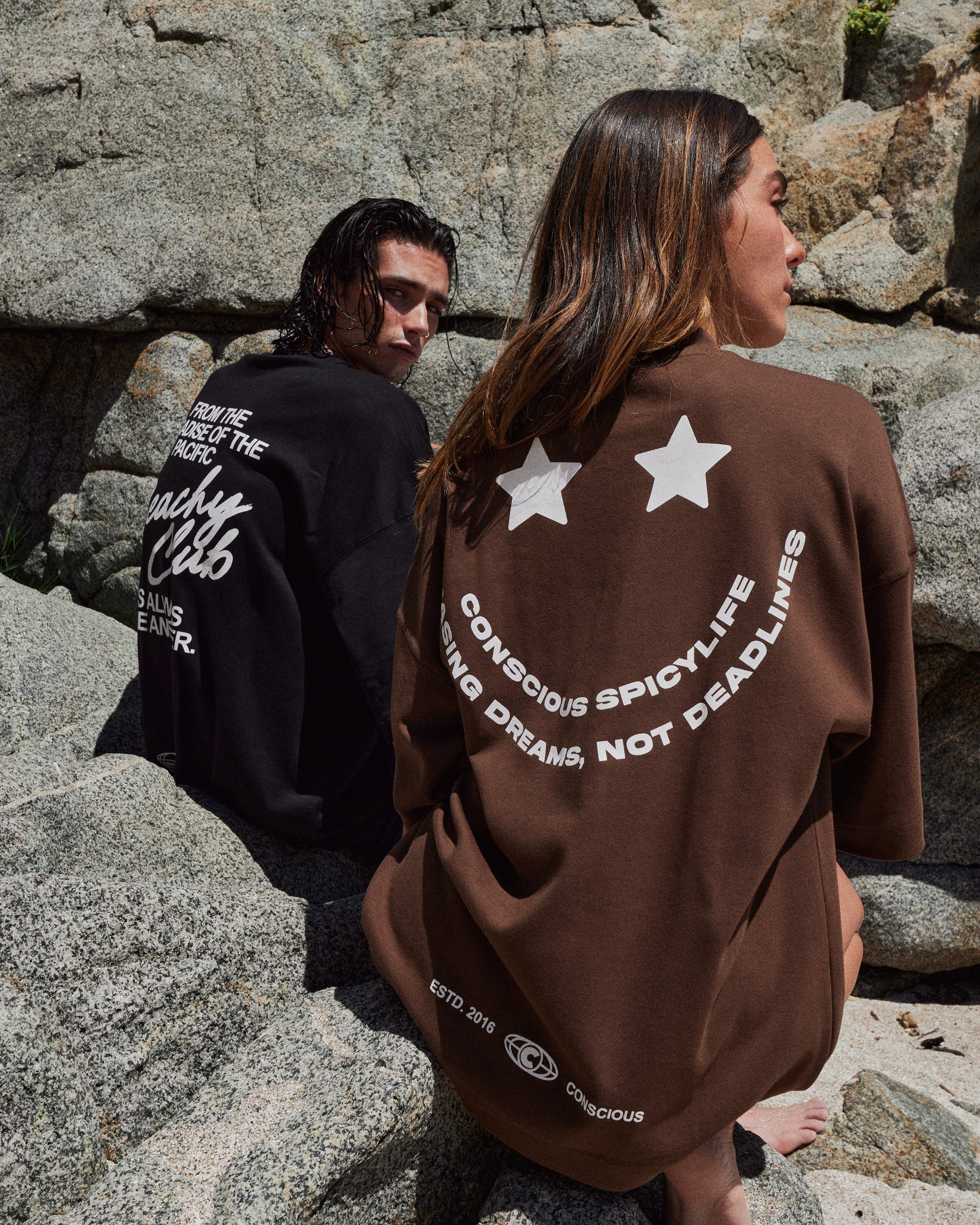 POLERA SMILE BROWN OVERSIZE