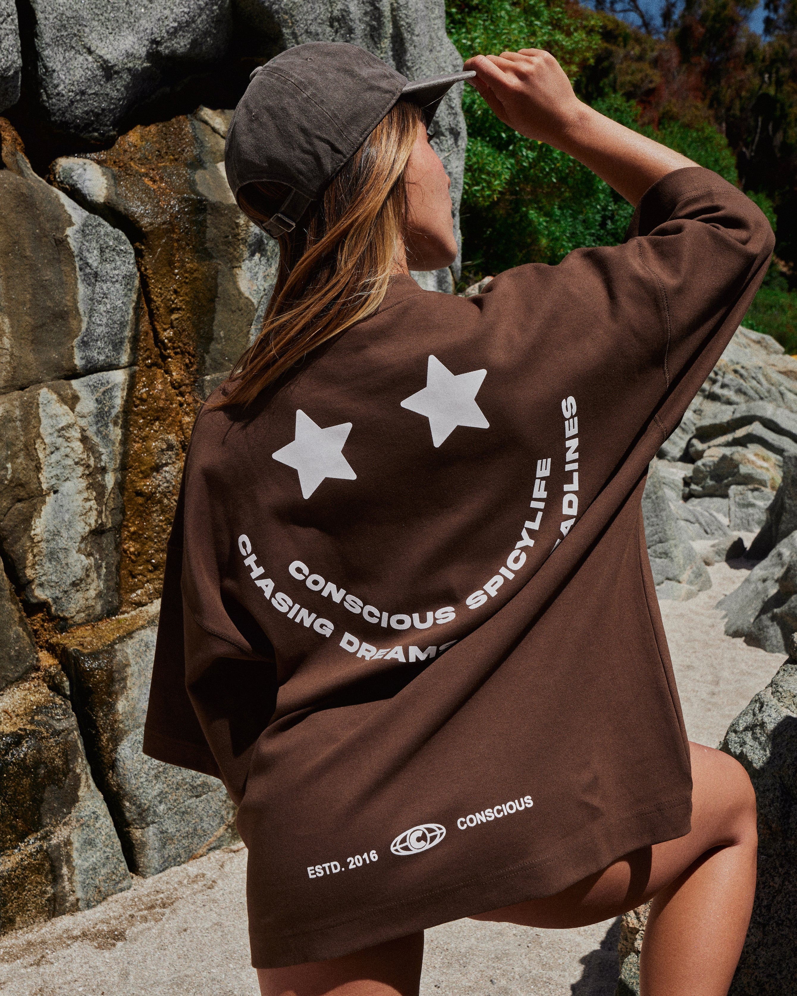 POLERA SMILE BROWN OVERSIZE