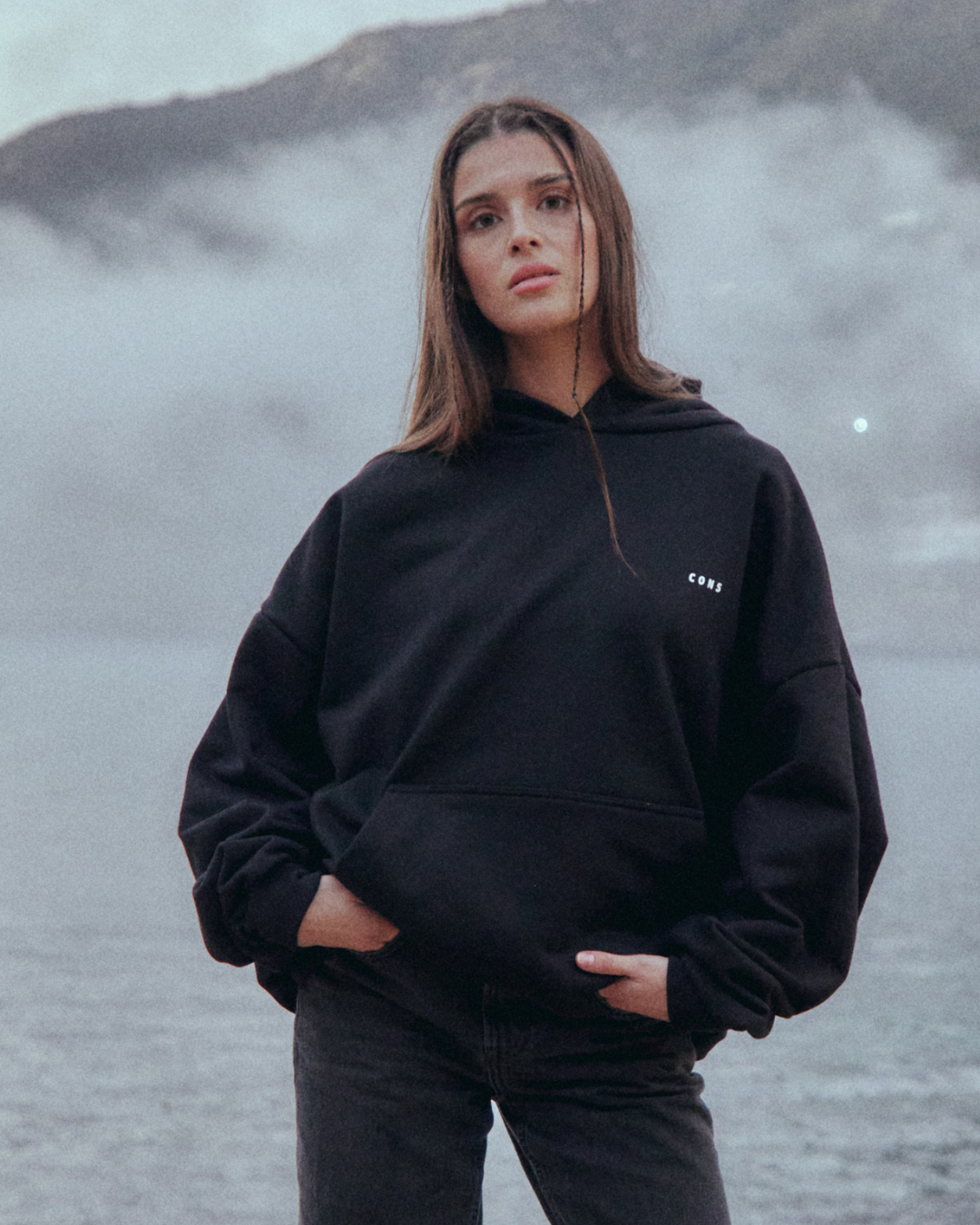 HOODIE PRINT STARS NEGRO