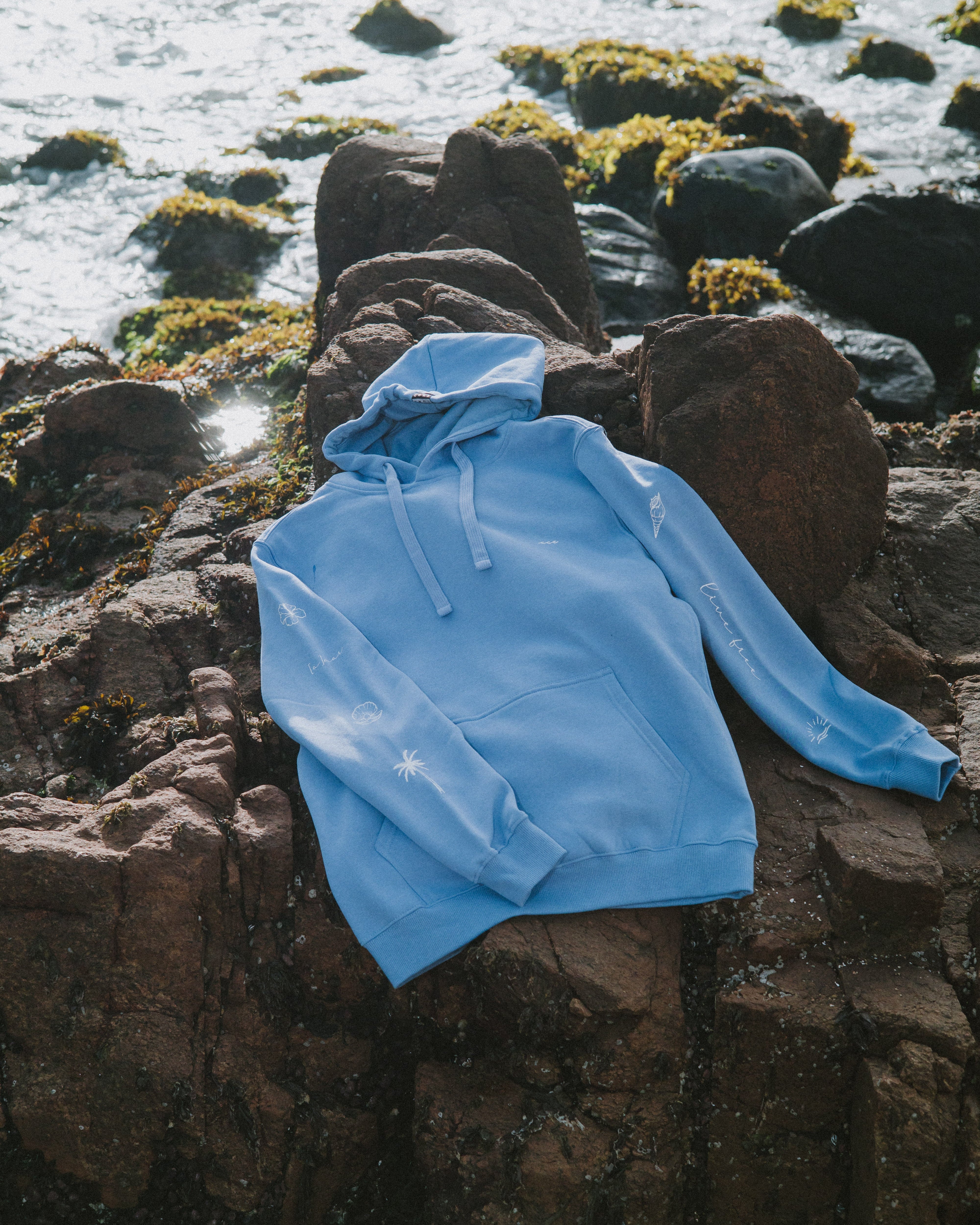 HOODIE SLEEVE BEACH SKY