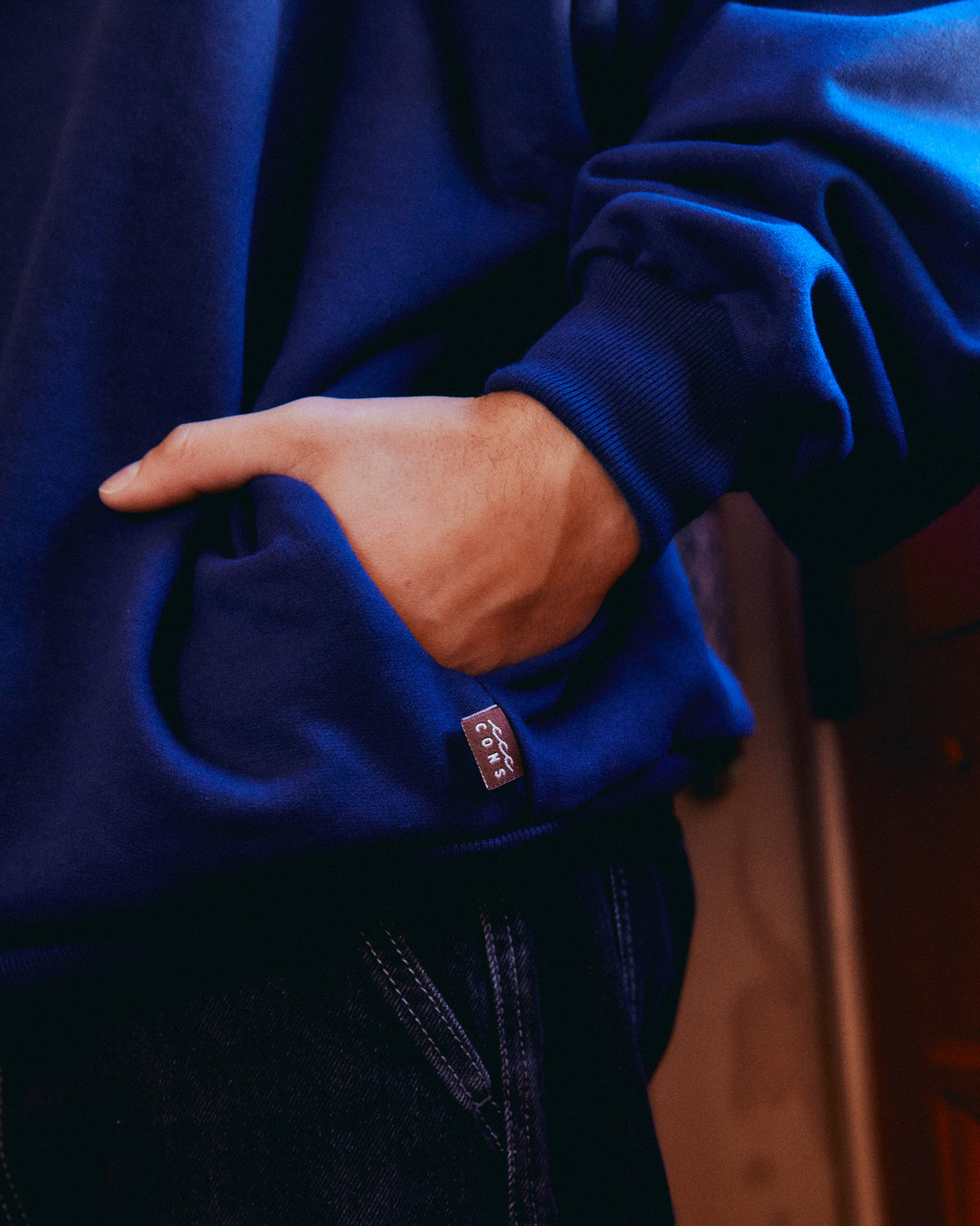 AURA BLUE HIDDEN POCKETS HOODIE