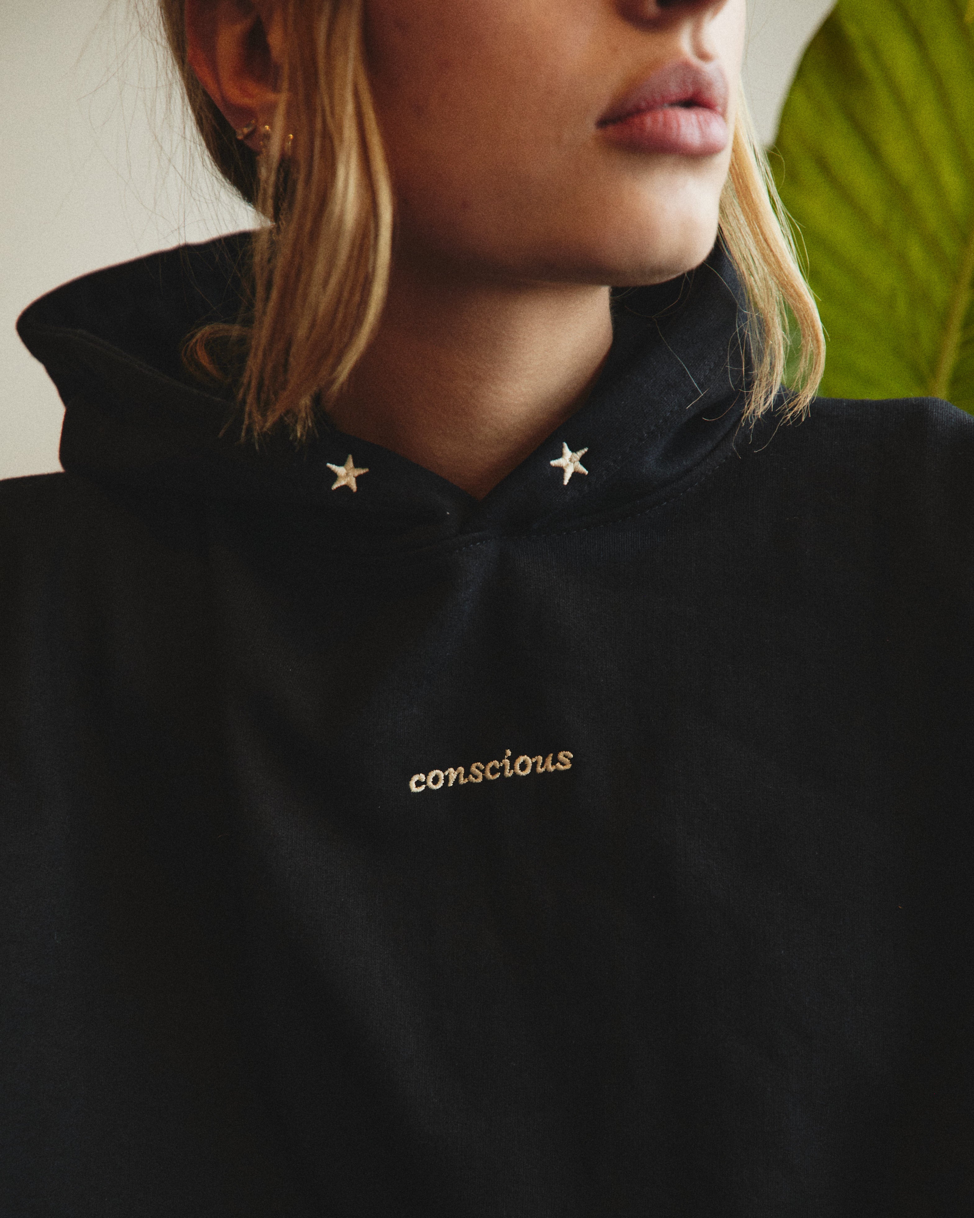 HOODIE CONSCIOUS STARS BLACK OVERSIZE