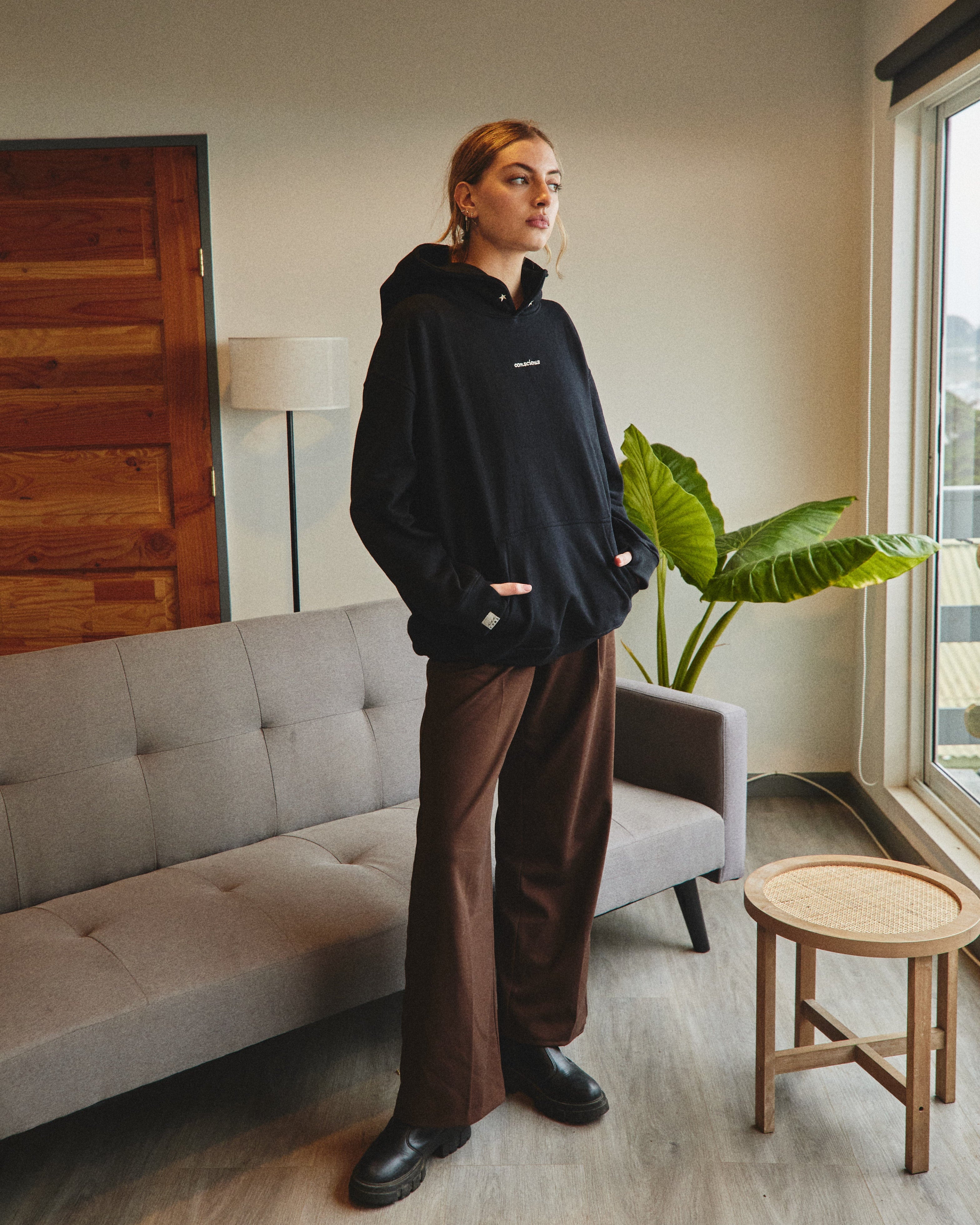 HOODIE CONSCIOUS STARS BLACK OVERSIZE