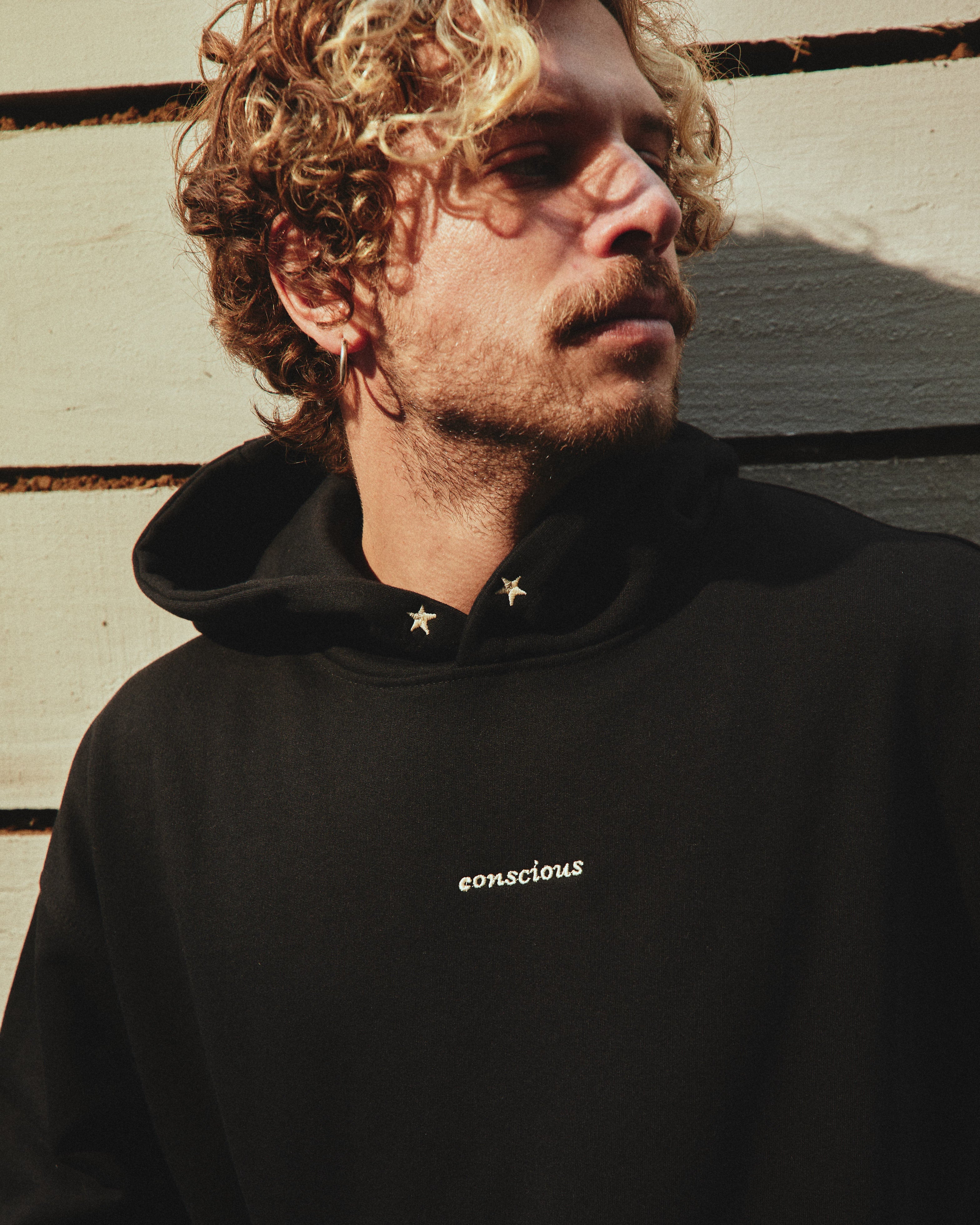 HOODIE CONSCIOUS STARS BLACK OVERSIZE