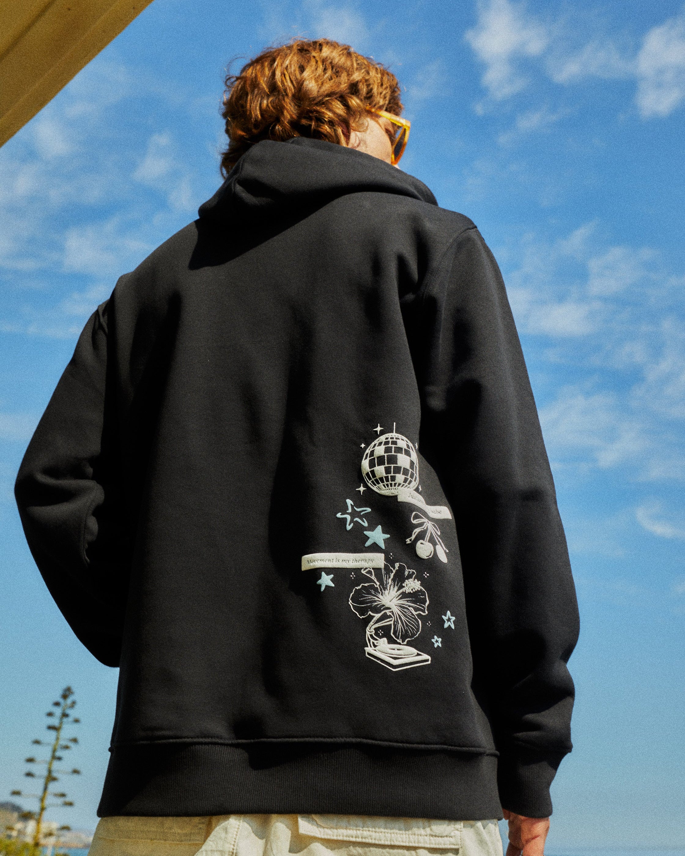 HOODIE DISCO THERAPY BLACK