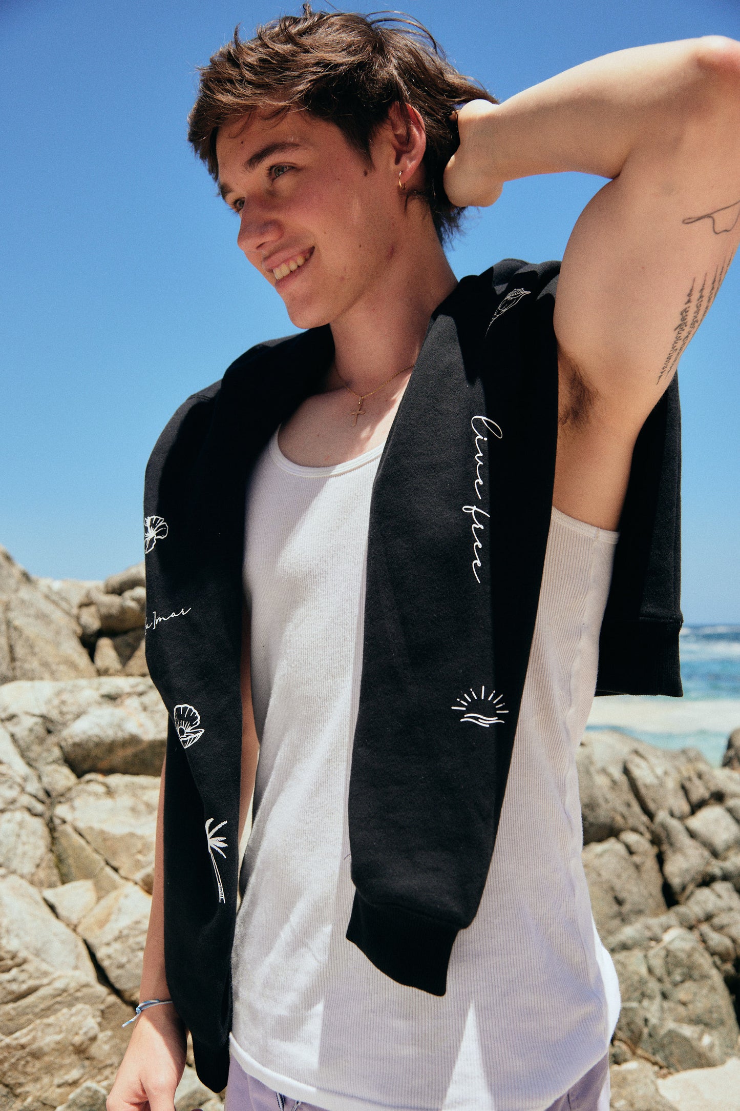 HOODIE SLEEVE BEACH NEGRO ♂