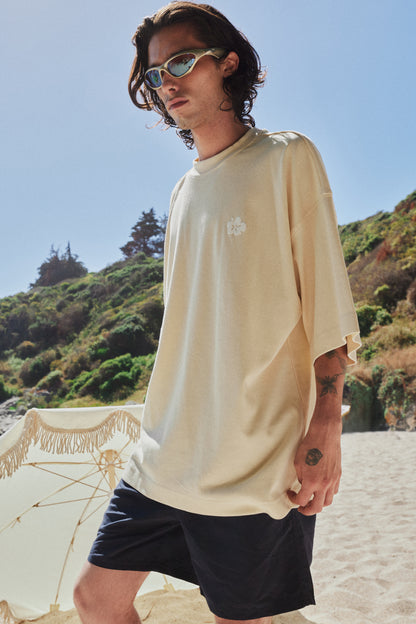 POLERA HAWAII VIBES BEIGE OVERSIZE ♂