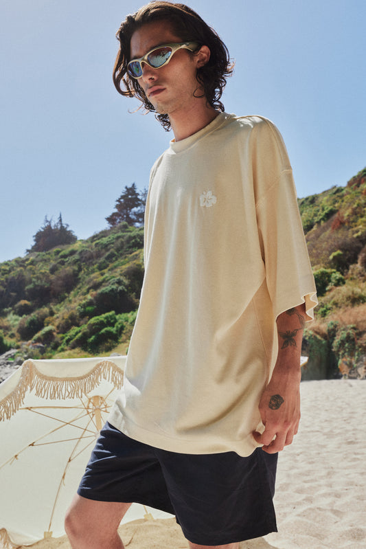 POLERA HAWAII VIBES BEIGE OVERSIZE ♂