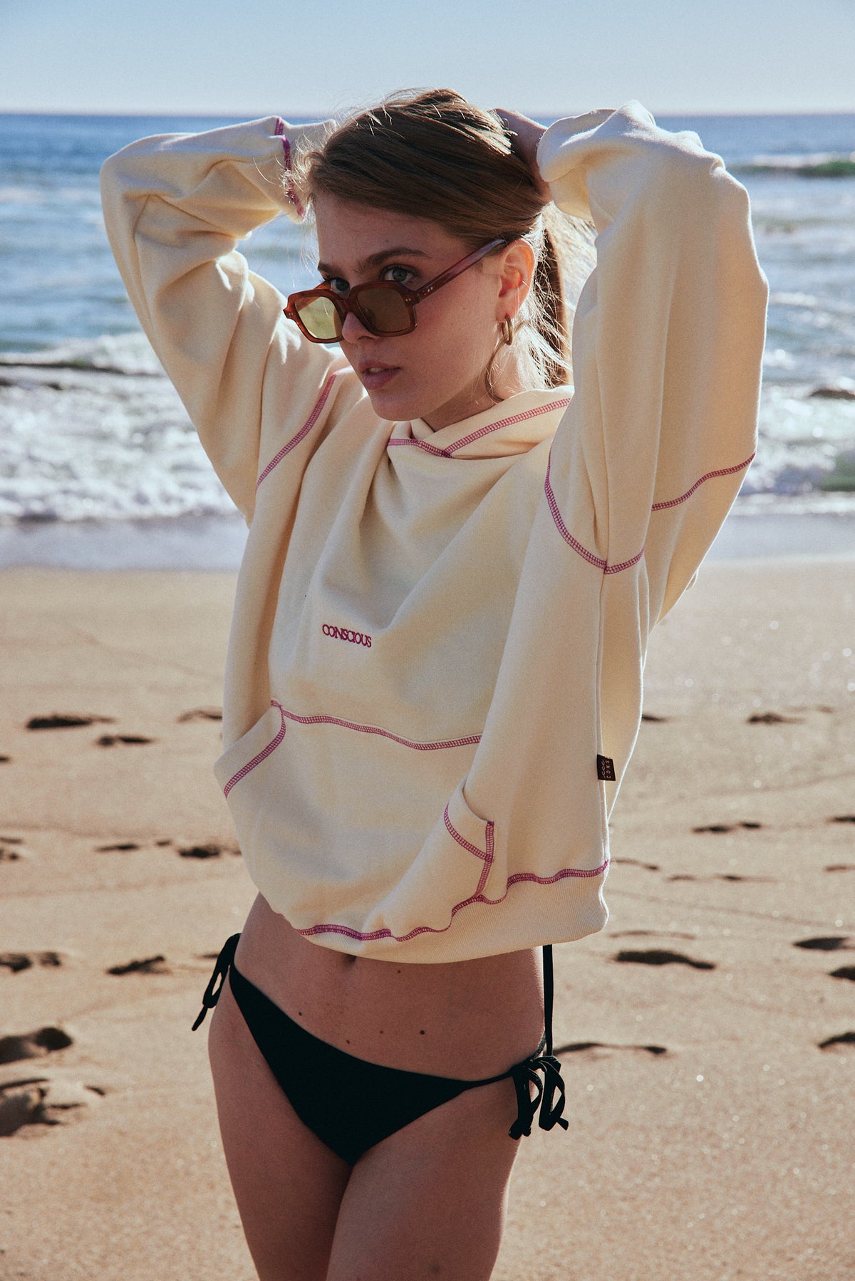 HOODIE OUTLINE CREMA