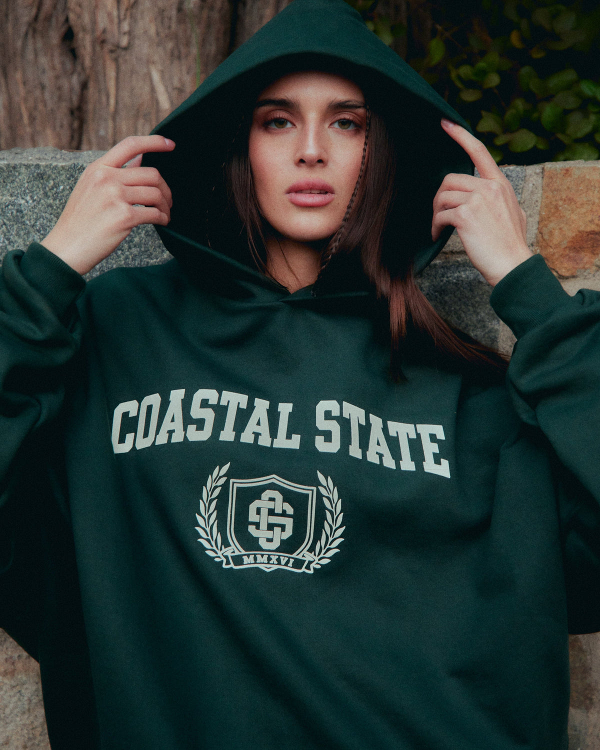 COAST STATE DARK MOSS HIDDEN POCKETS HOODIE