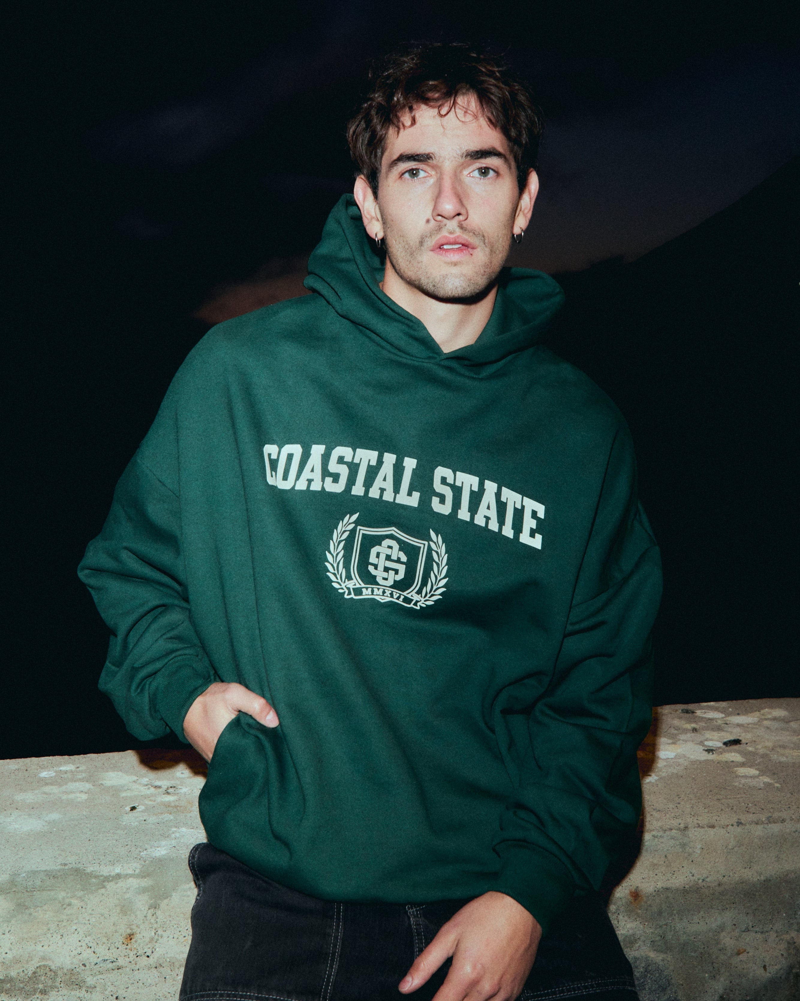 COAST STATE DARK MOSS HIDDEN POCKETS HOODIE