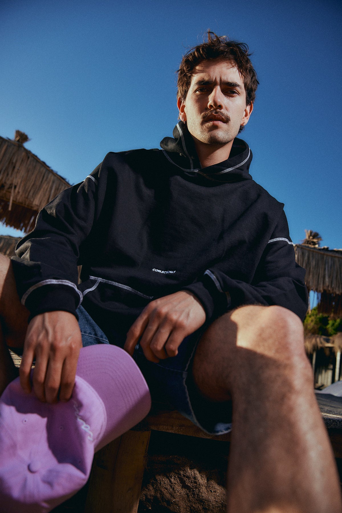 HOODIE OUTLINE BLACK