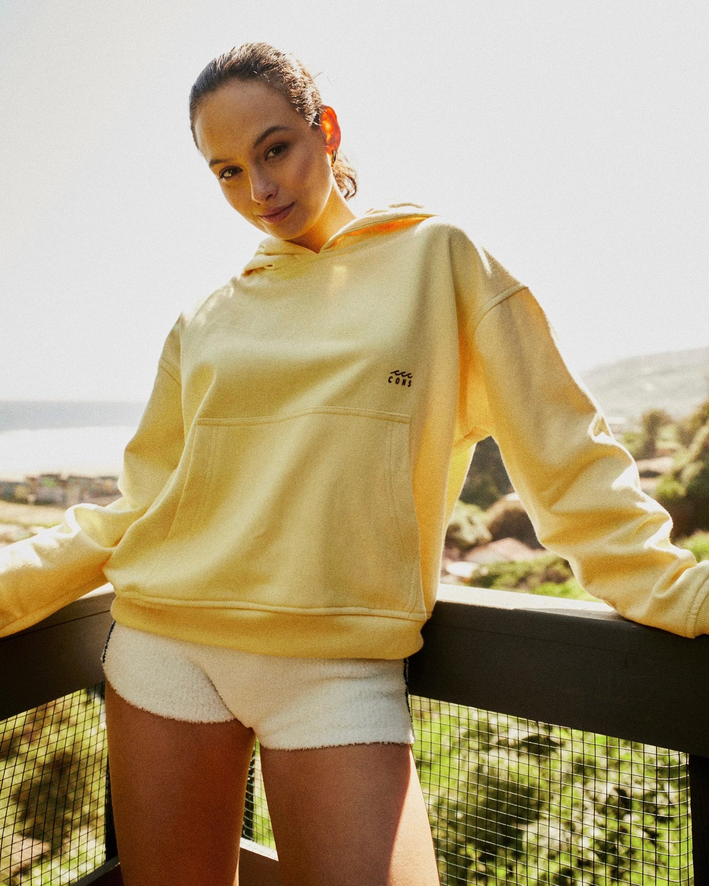 HOODIE FULL BUTTER BOXY FIT♀