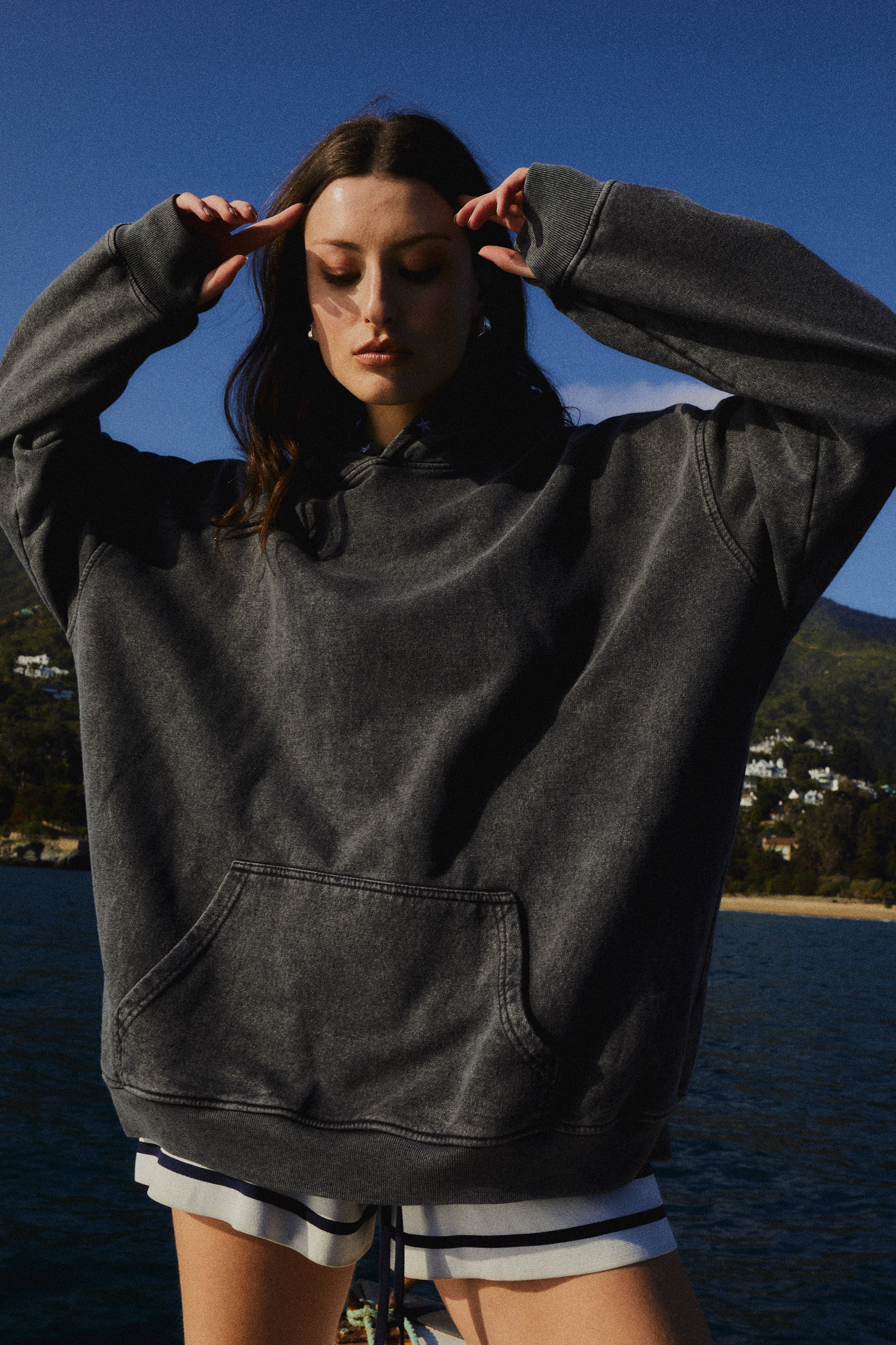 HOODIE CONS STARS BLACK ACID WASH OVERSIZE