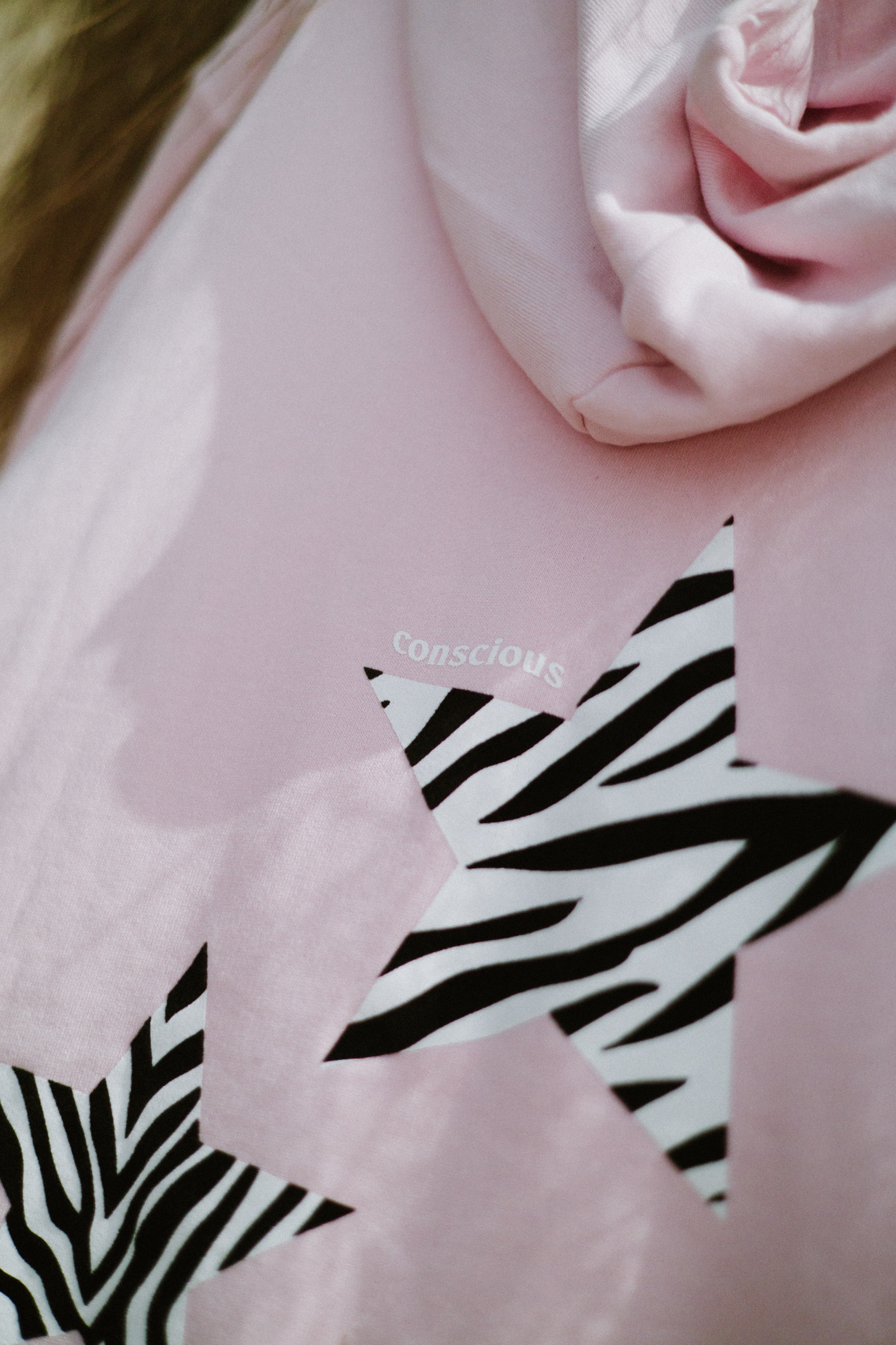 HOODIE ANIMAL PRINT STARS ROSA