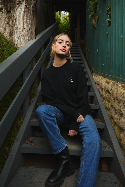 CREW NECK CONS HEART ♀
