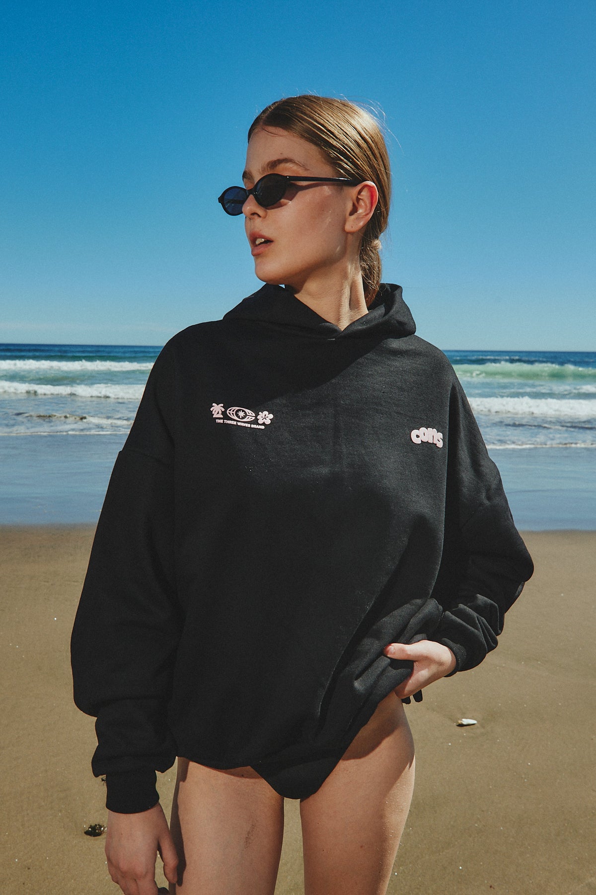 OCEAN BORN BLACK HIDDEN POCKETS HOODIE