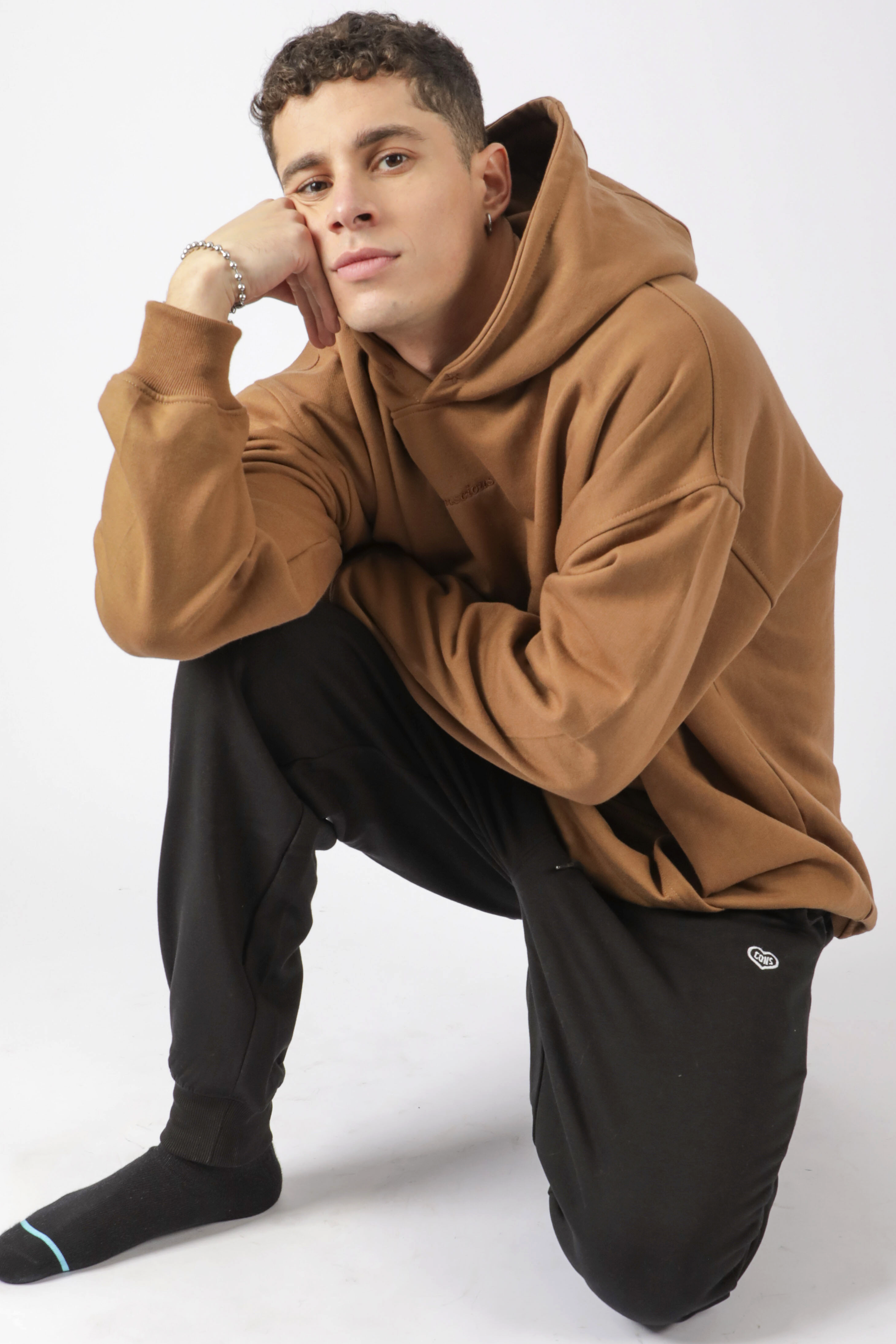 HOODIE CONSCIOUS STARS BROWN OVERSIZE