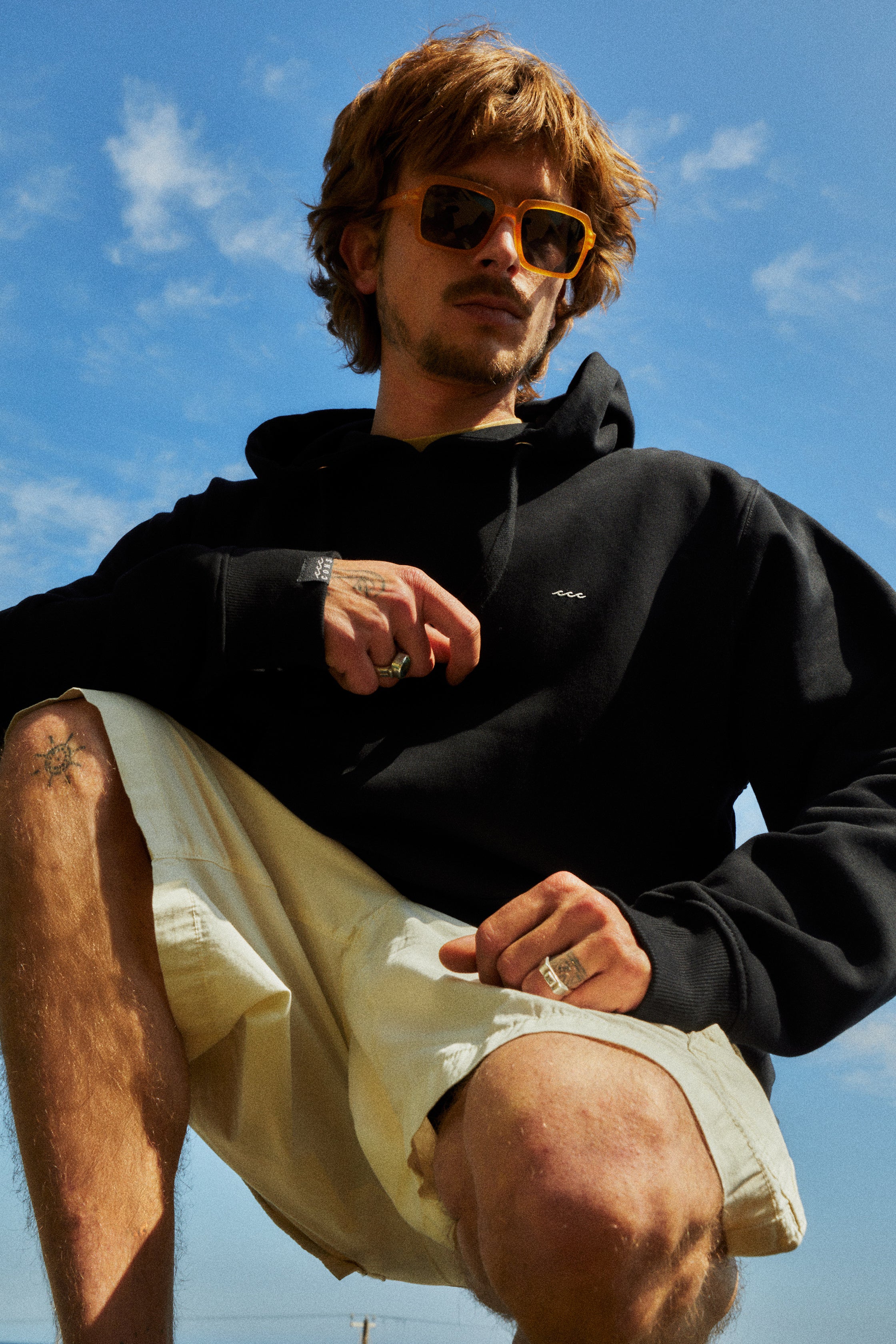 HOODIE DISCO THERAPY BLACK