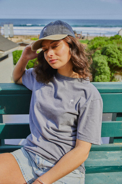 POLERA PALM TREE ACID WASH GRAY ♀